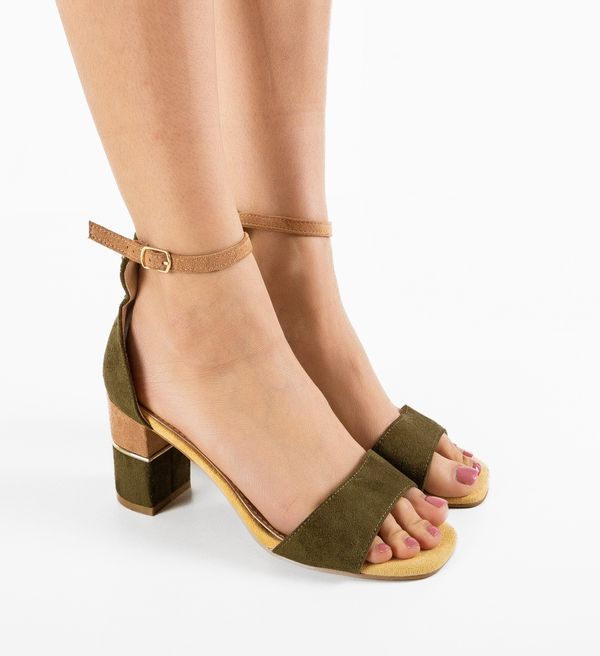 Botinelli Сандали на ток Matija Каки