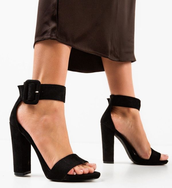 Ali Сандали на ток Melendez Черни