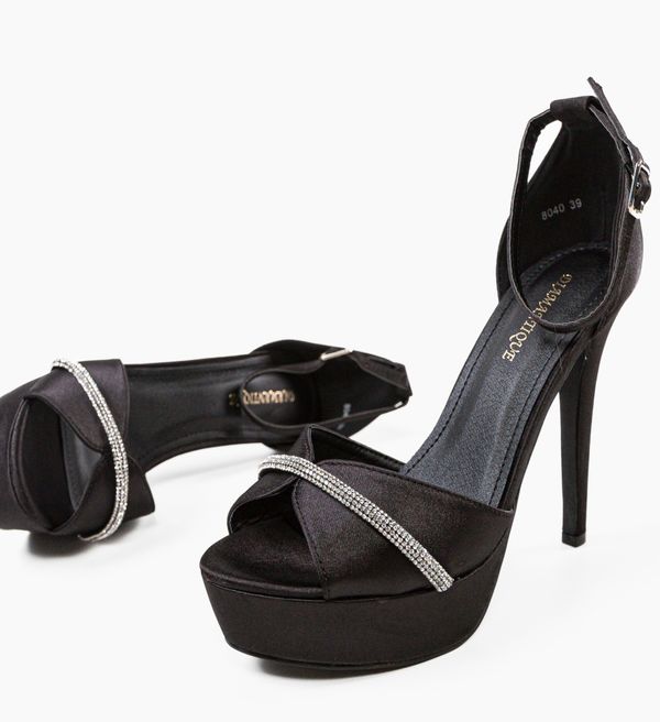 Ali Сандали на ток Miriam Черни