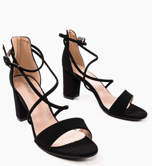 Mei Сандали на ток Moose Черни