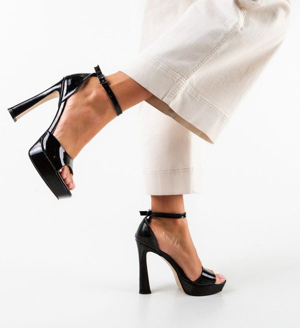 Wow Shoes Сандали на ток Nalaka 2 Черни