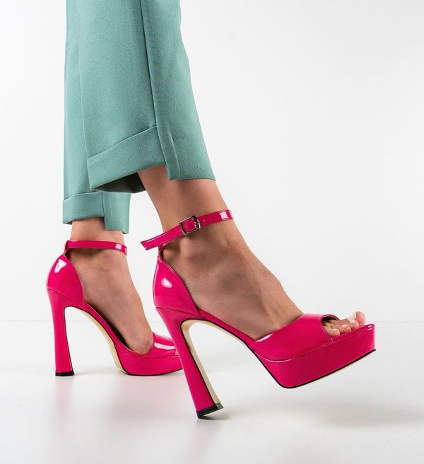 Wow Shoes Сандали на ток Nalaka Фуксия