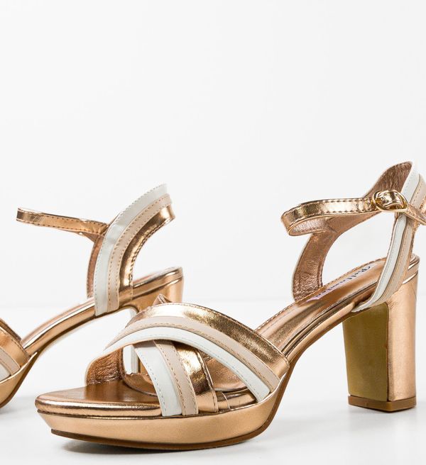 Ali Сандали на ток Noor Златни