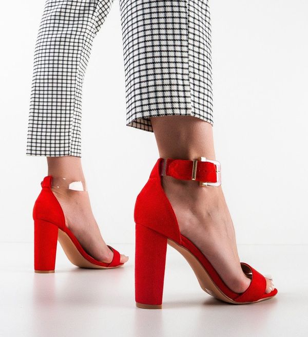 Mei Сандали на ток Opium Червени