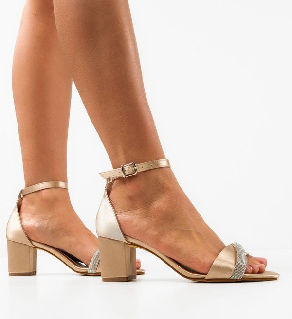 Wow Shoes Сандали на ток Orkestre Бежов