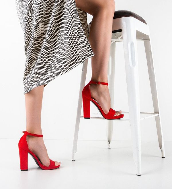 Ali Сандали на ток Oson Червени