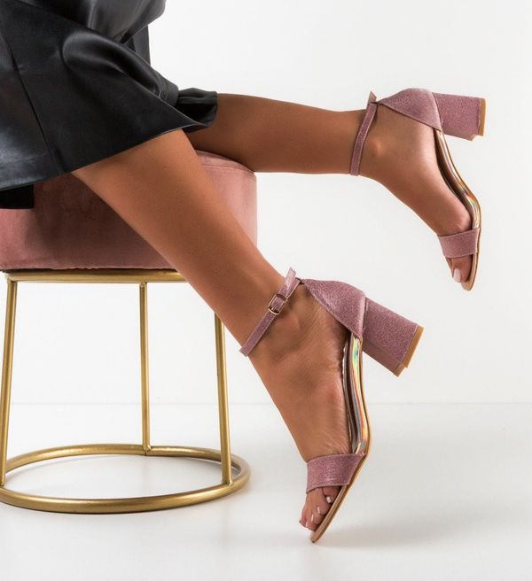 Carolie Сандали на ток Parker Розов