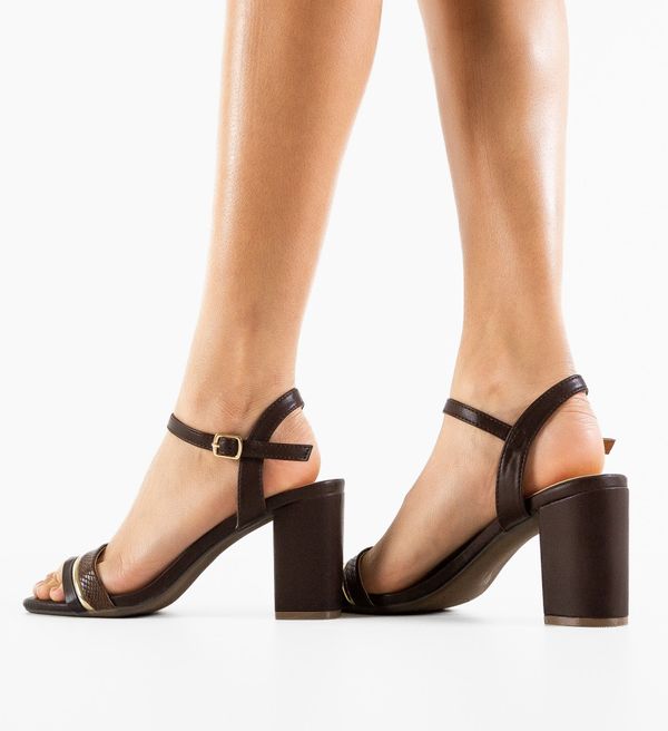 Lulux Сандали на ток Pebble Кафяв