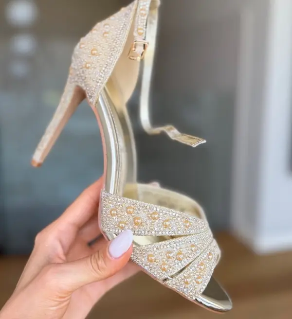 Wow Shoes Сандали на ток Petyr Златни