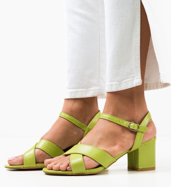 Ali Сандали на ток Phirun Зелени