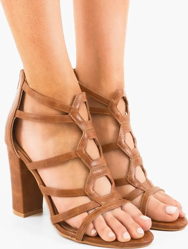 Ali Сандали на ток Polly Камел