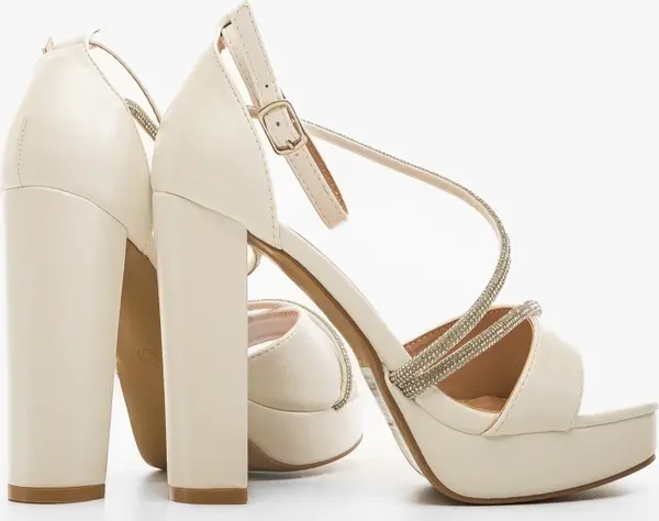 Carolie Сандали на ток Poppy Бели