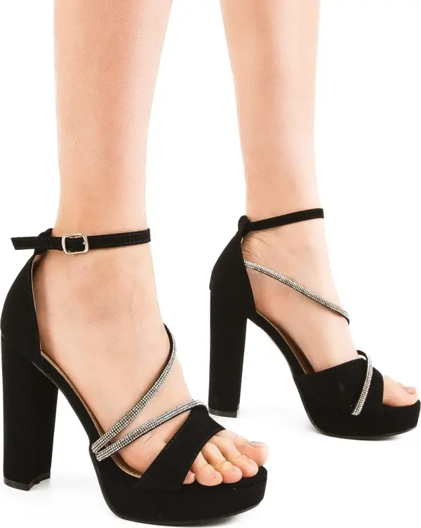 Carolie Сандали на ток Poppy Черни