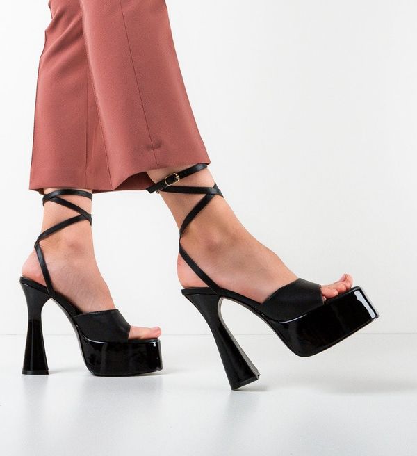 Botinelli Сандали на ток Recipent Черни