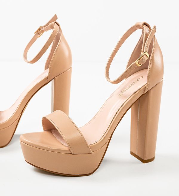 Ali Сандали на ток Reich Нуд