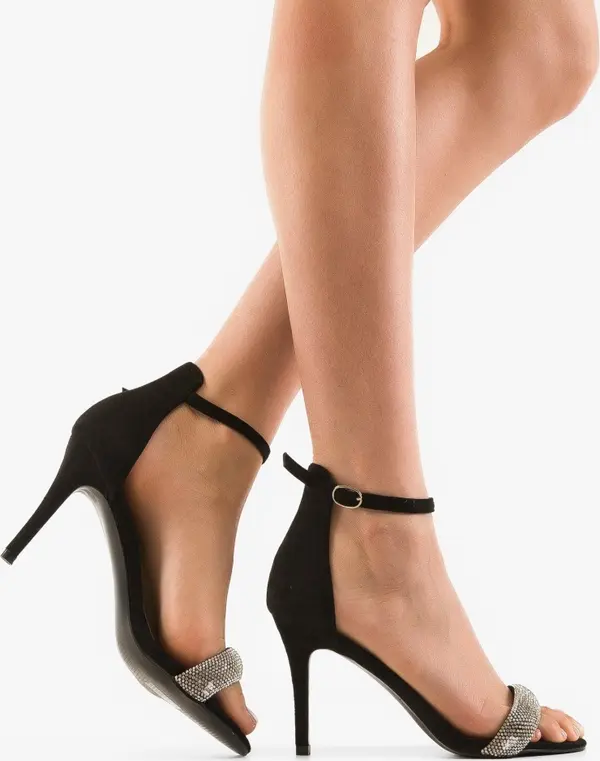 Ali Сандали на ток Riya Черни