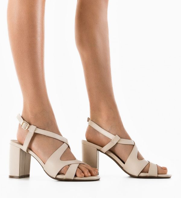 Lulux Сандали на ток Roque Бежов