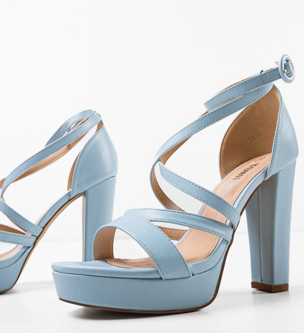 Tony Сандали на ток Ross Сини