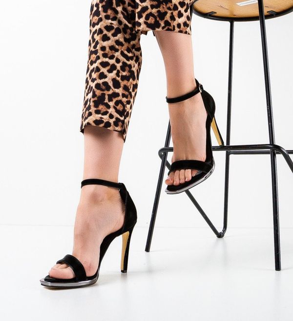 Wow Shoes Сандали на ток Salema 3 Черни