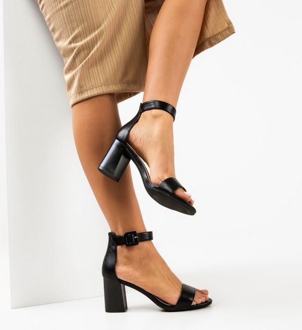 SFINX(LULU) Сандали на ток Saxon Черни