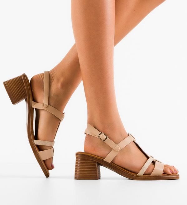 Lulux Сандали на ток Sevyn Бежов