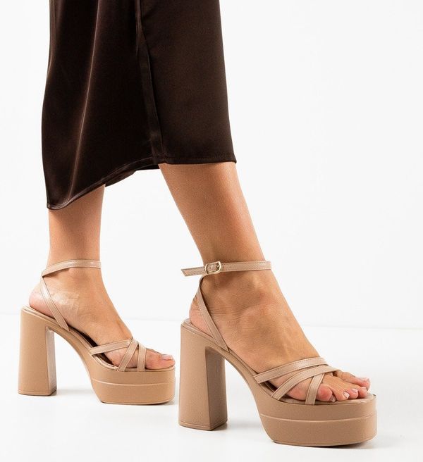 Botinelli Сандали на ток Shreya Бежов