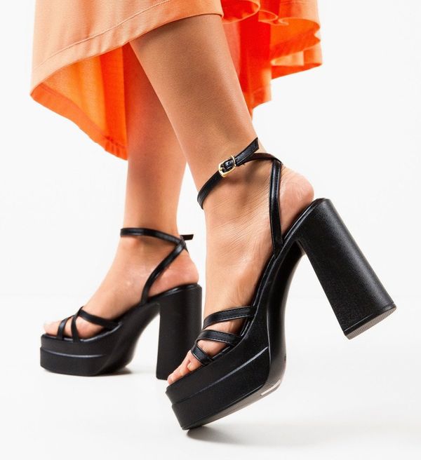 Botinelli Сандали на ток Shreya Черни