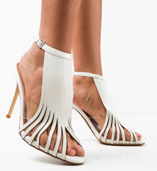 Ali Сандали на ток Silvia Бели