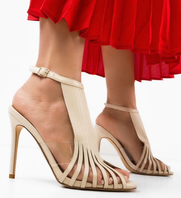 Ali Сандали на ток Silvia Бежов