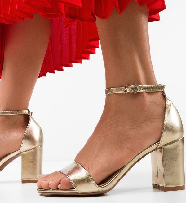 Ali Сандали на ток Simba Златни