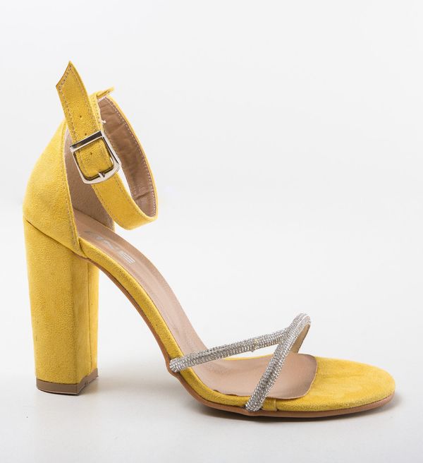 Udobni Сандали на ток Speer Жълти