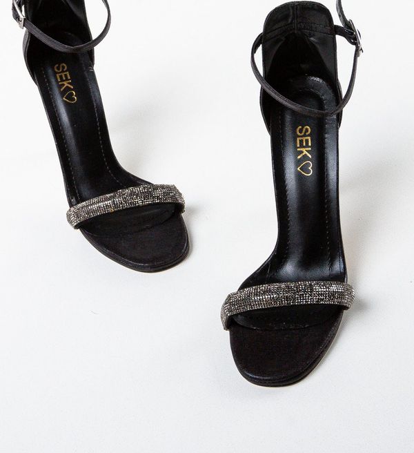 Udobni Сандали на ток Taps 2 Черни