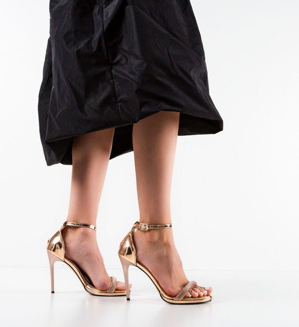 Udobni Сандали на ток Taps Розов