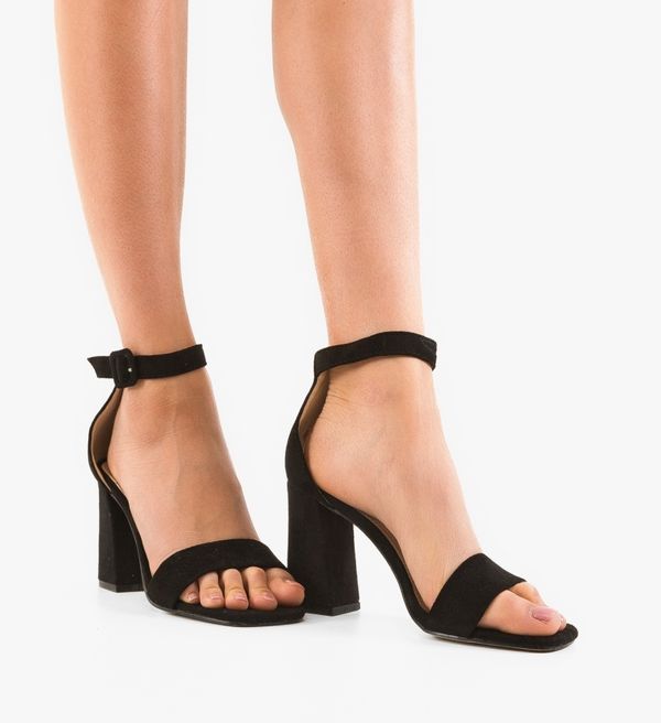 Botinelli Сандали на ток Teso Черни