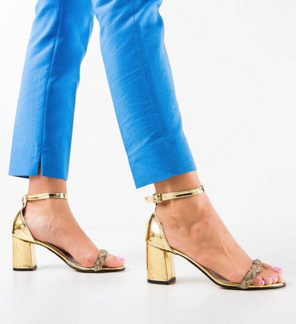 Exist Shoes Сандали на ток Trefa Златни