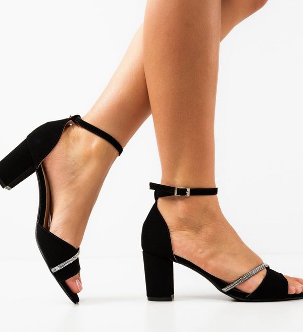 Mei Сандали на ток Trixie Черни