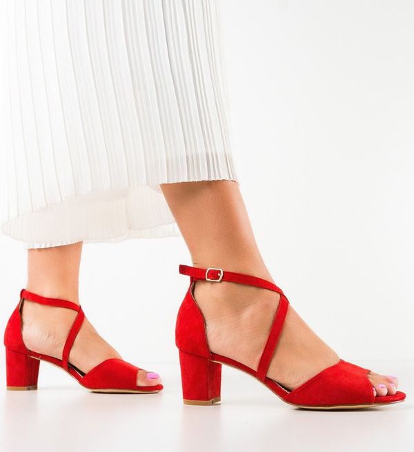 Tony Сандали на ток Tyga Червени