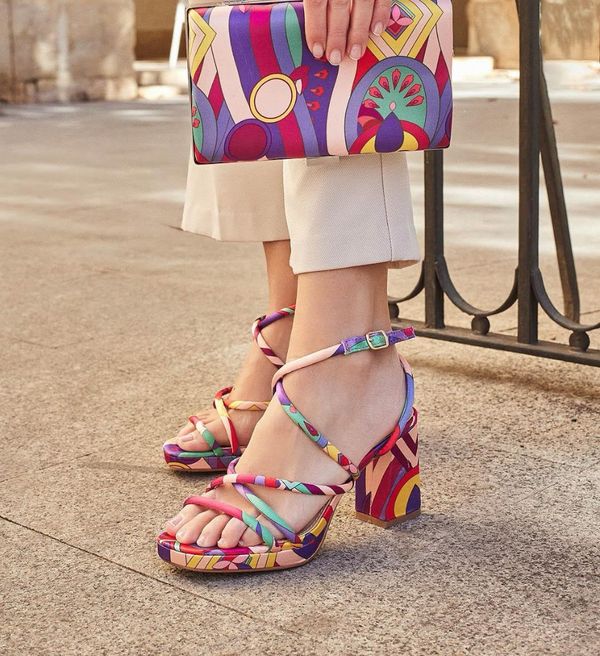 Cristina Сандали на ток Vandrisse Цветен