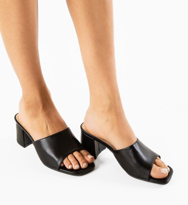 Ali Сандали на ток Vijaya Черни