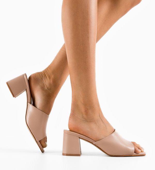 Ali Сандали на ток Vijaya Нуд