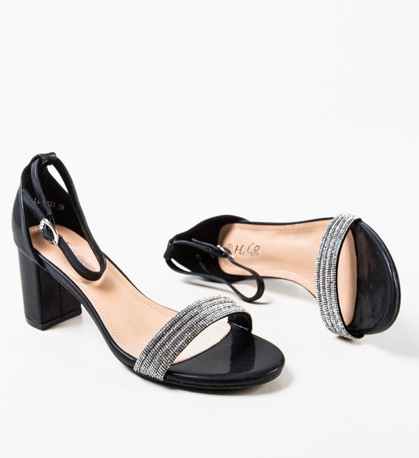 Hebe Сандали на ток Ward Черни