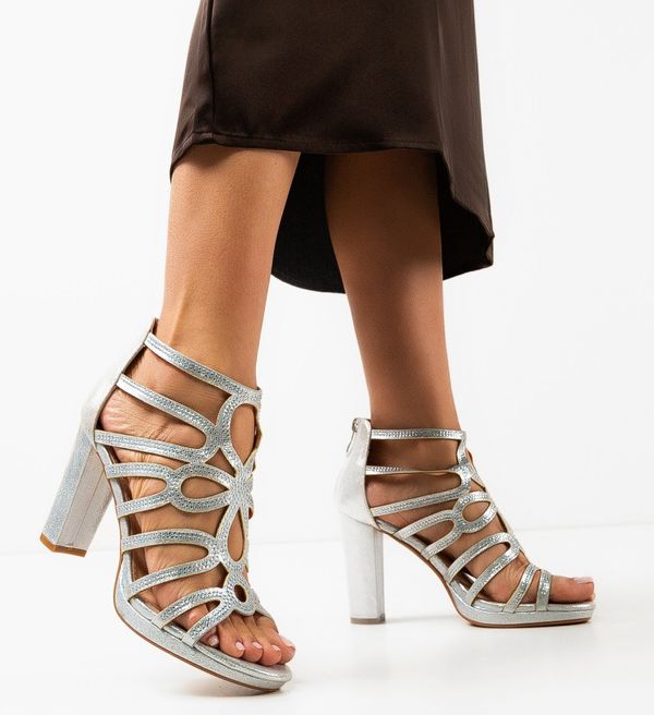 Mei Сандали на ток Wioletta Сребърни