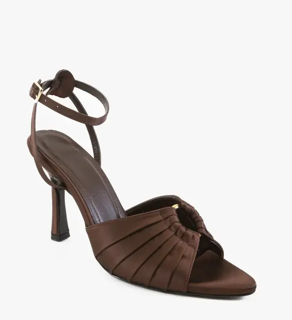 Wow Shoes Сандали на ток Yavay Кафяв