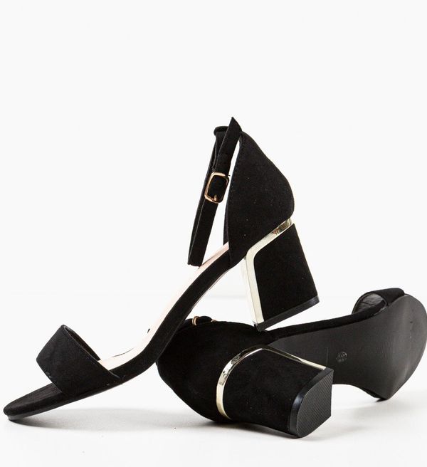 Botinelli Сандали на ток Ycono Черни