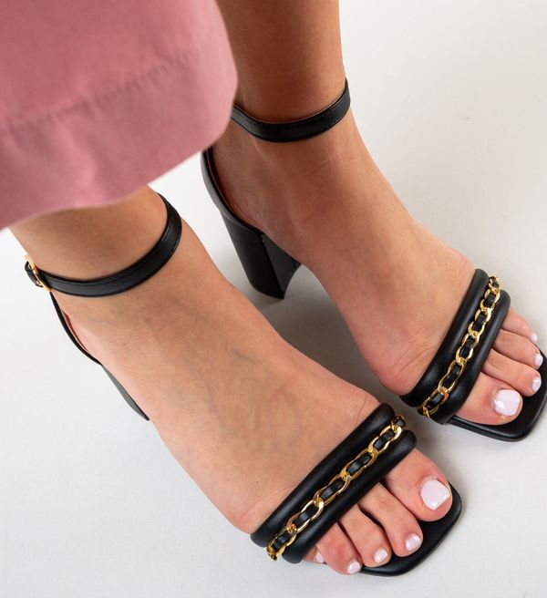 Ali Сандали на ток Zavier Черни