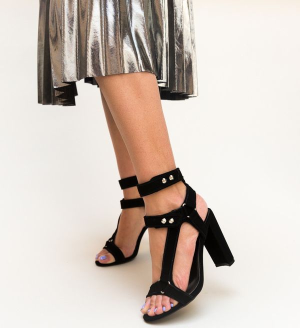 Mei Сандали Nairos Черни