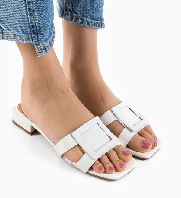 Botinelli Сандали Nitya Бели