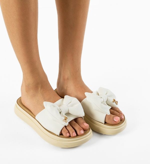 Zoha Сандали Olusola Бели