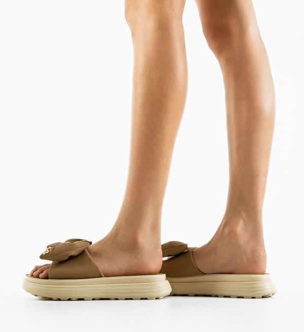 Zoha Сандали Olusola Камел