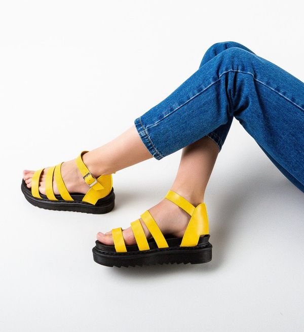 Hebe Сандали Orr Жълти